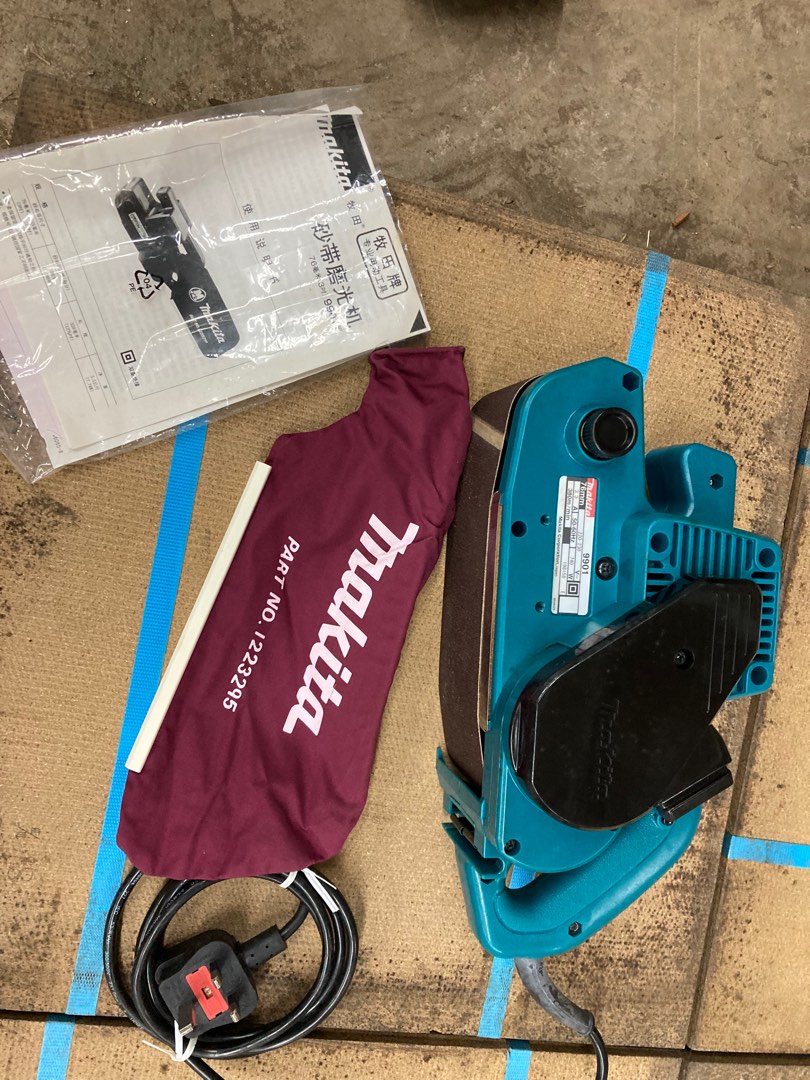 Makita 9901 belt sander clearance