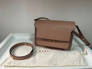 （分類：）位於 。 由 hmayt 提交（商品編號 1308198712，圖片 1）。簡介： 。