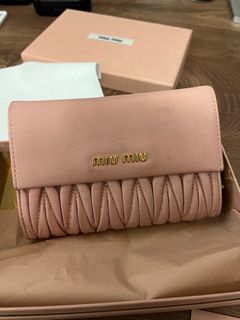 由 trentfann (刊登 ID 1308207615，圖片 1) 提交，位於 的 (類別：)，說明：。