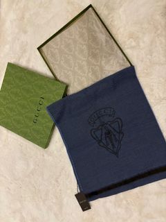 SALE NEW & Complete Authentic GUCCI Hysteria Wool Logo Crest Long Scarf with Tag & Box