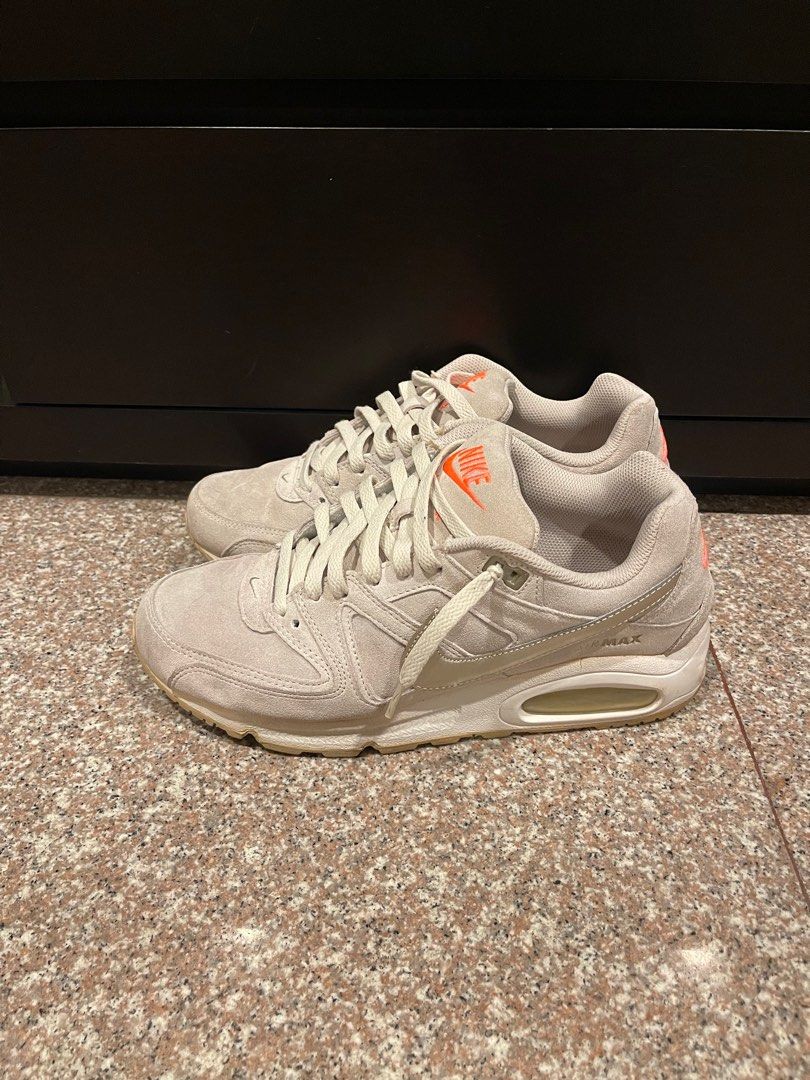 air max command premium