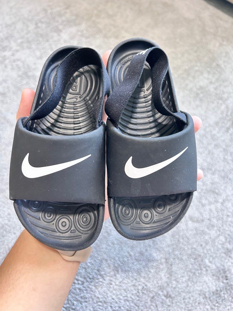 nike baby slippers