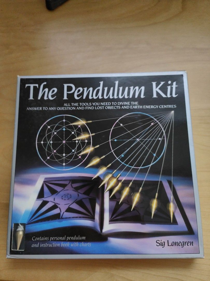 Pendulum Set (Category: Everything Else) located in Singapore. Submitted by sweetrades (Listing ID 1308281661, Image 1). Description: New set. Bought on impulse. Now sitting idle on shelf..