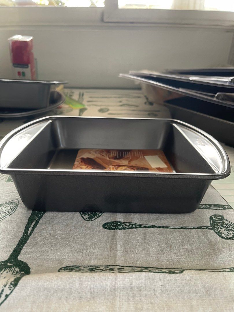 Premium Nonstick Bakeware (Category: Bakeware) located in Mandaluyong City. Submitted by daisys.collection (Listing ID 1308180924, Image 2). Description: Square cake pan; Non stick, Even heating; Dishwasher safe: Size 8X8x2 in.