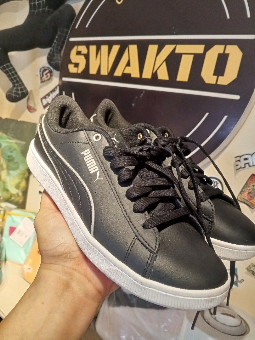 Puma women s Vikky sneakers size 8 wmns Women s Fashion Footwear Sneakers on Carousell