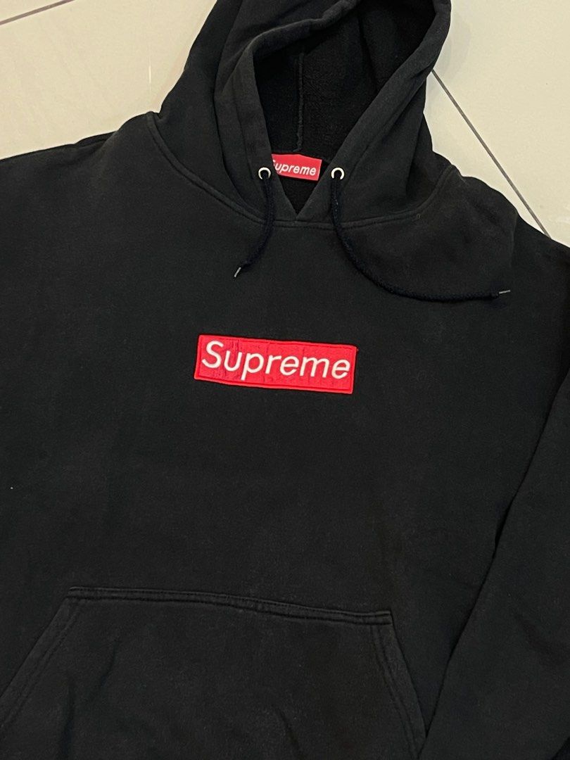 Red and black supreme hoodie outlet