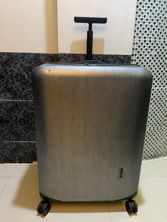 （分類：）位於 。 由 alexa1990 提交（商品編號 1308277139，圖片 1）。簡介： 。