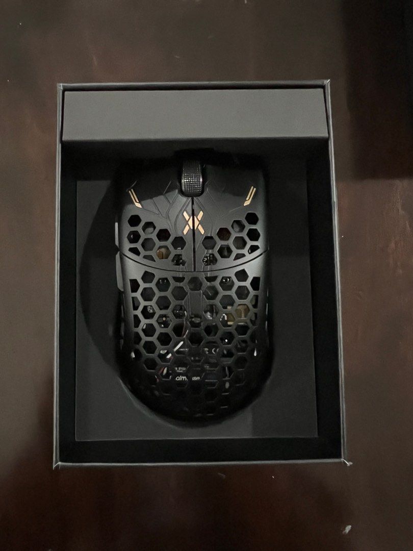 Selling Final Mouse UltralightX Medium last price (Category: Mouse & Mousepads) located in Quezon City. Submitted by mymyap (Listing ID 1308252846, Image 3). Description: Selling only used for a couple of hours Final Mouse Ultra light medium. Reason for selling I bought the large version more comfortable for my bigger hands. Bought at Data Blitz though I don’t have receipt so no warranty..