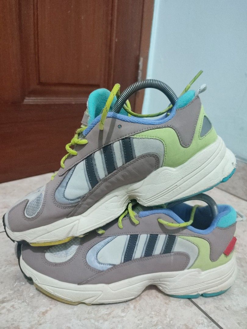 SEPATU ADIDAS YUNG STUD Fesyen Pria Sepatu Sneakers di Carousell