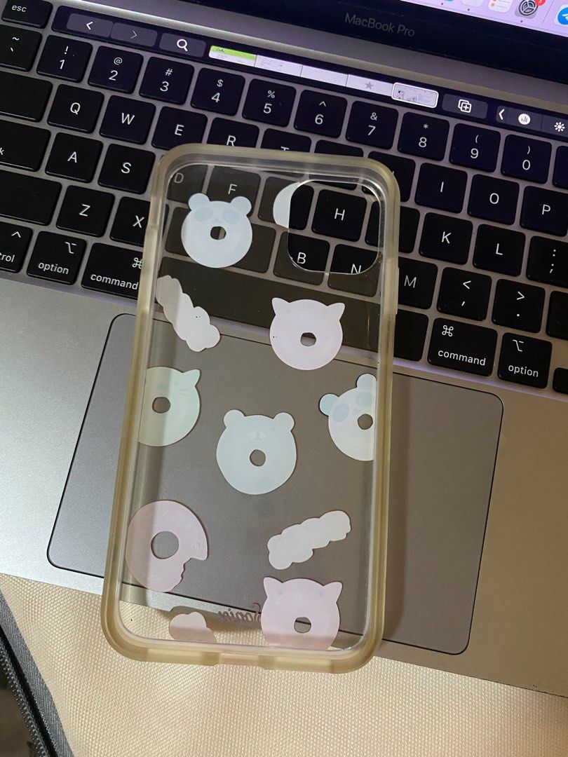 SONIX IPHONE 11 PROMAX original phone case (Category: Cases & Sleeves) located in Quezon City. Submitted by matchachin (Listing ID 1308265255, Image 3). Description: 🎀negotiable 🎀IPHONE 11 PROMAX 🎀RFS: Decluttering and new phone 🎀Original price 1,850 ᯓᡣ𐭩mop: gcash ᯓᡣ𐭩mod: lalamove, grab, ggx, flash ᯓᡣ𐭩meet up:LRT 2 cubao/katipunan station ⋆˚࿔ 𝙨𝙩𝙧𝙞𝙘𝙩𝙡𝙮 𝙣𝙤 𝙧𝙚𝙩𝙪𝙧𝙣 𝙖𝙣𝙙 𝙧𝙚𝙛𝙪𝙣𝙙 𝜗𝜚˚⋆ .