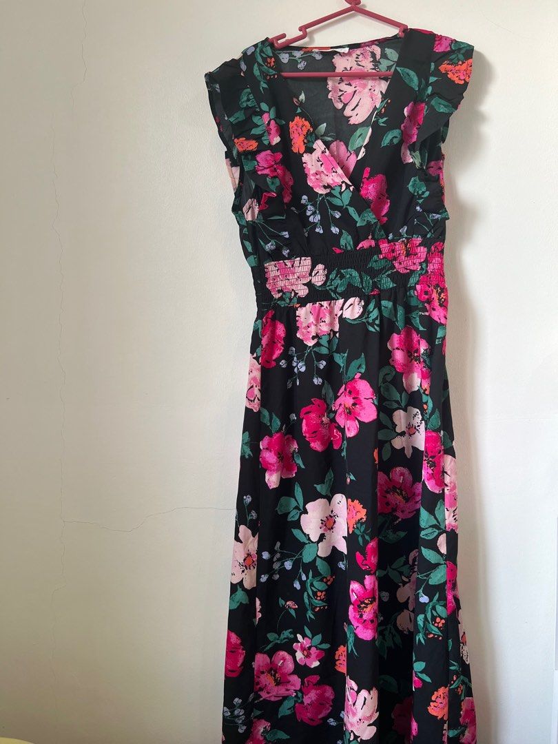 Terranova floral dress (Category: Dresses) located in Bacolod City. Submitted by veebeenem (Listing ID 1308222282, Image 1). Description: RFS: decluttering MOP: gcash SF: c/o buyer No return no exchange PM me for questions :).