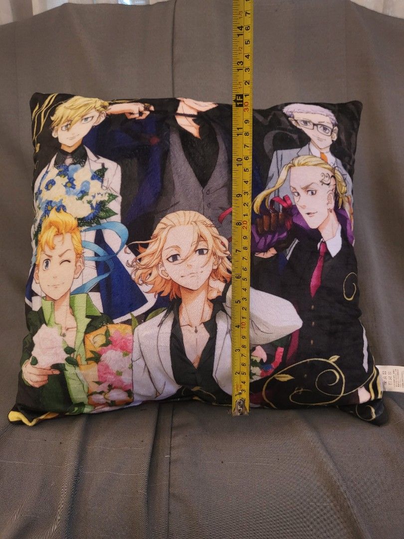 Tokyo Revengers Square Pillow (Category: Bedding & Towels) located in San Fernando. Submitted by jpmarketplace2023 (Listing ID 1308210780, Image 2). Description: 💚 All items are authentic from Japan. 💛 MOP: GCash (❌️ GCash Protect) 🩵 MOD: LBC only (❌️ S. Checkout, COD, COP) 💙 Meet-up: Vista Mall, San Fernando, Pampanga 💜 All items are on-hand. 🧡 First to pay gets the item first. ❤️ Breakable items are packed with care and caution. Seller wi
