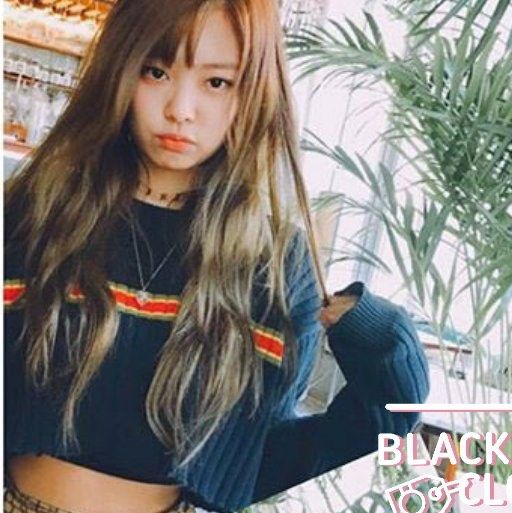 UNIF YMANI SWEATER BP JENNIE