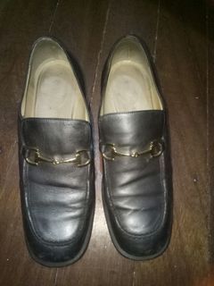 Vintage GUCCI horsebit loafers