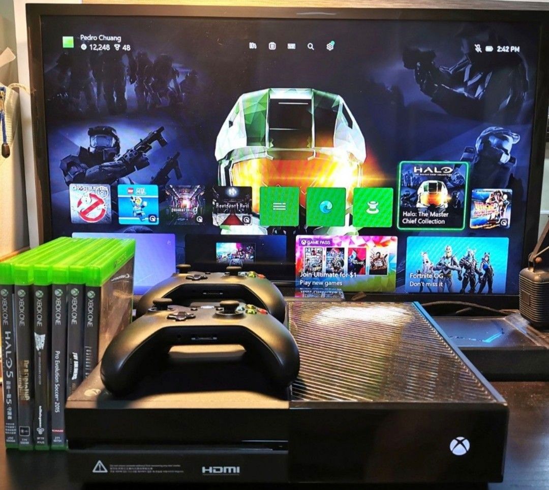 Xbox One Console 500GB Free Games and LCD TV 42