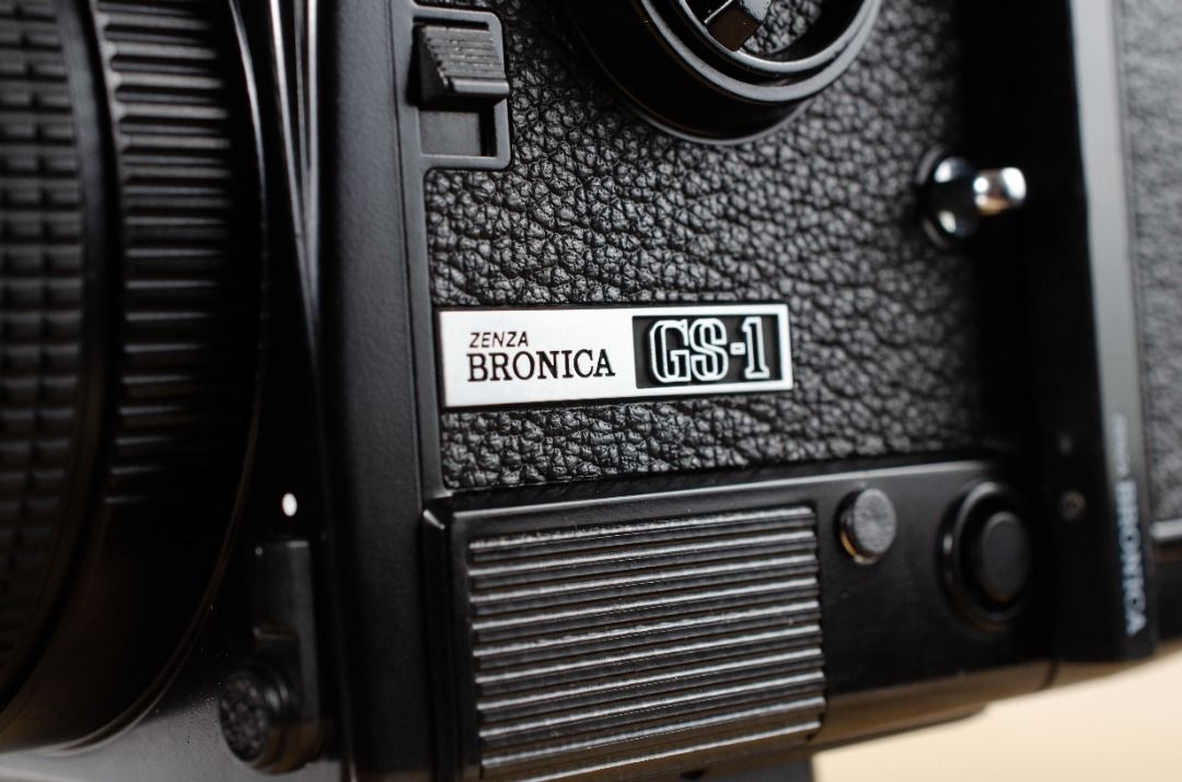 Zenza Bronica GS-1 (Category: Cameras) located in Calapan. Submitted by martinezghilbert (Listing ID 1308164398, Image 2). Description: Received as a gift. Almost brand new. Shot 13 rolls of 120. Can send sample. Send a message for any questions. .