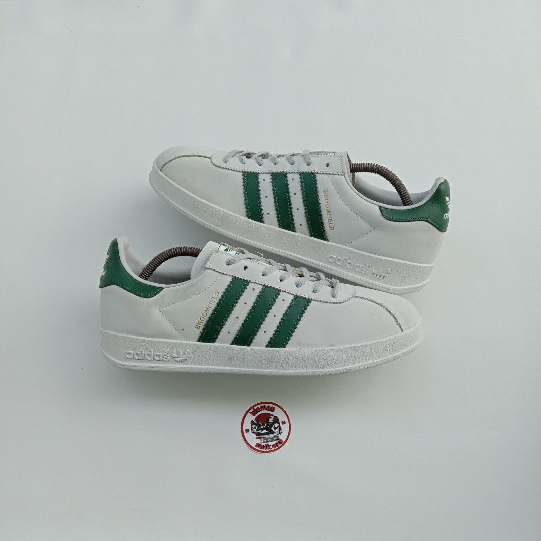 Adidas Broomfield White Green Fesyen Pria Sepatu Sneakers di Carousell