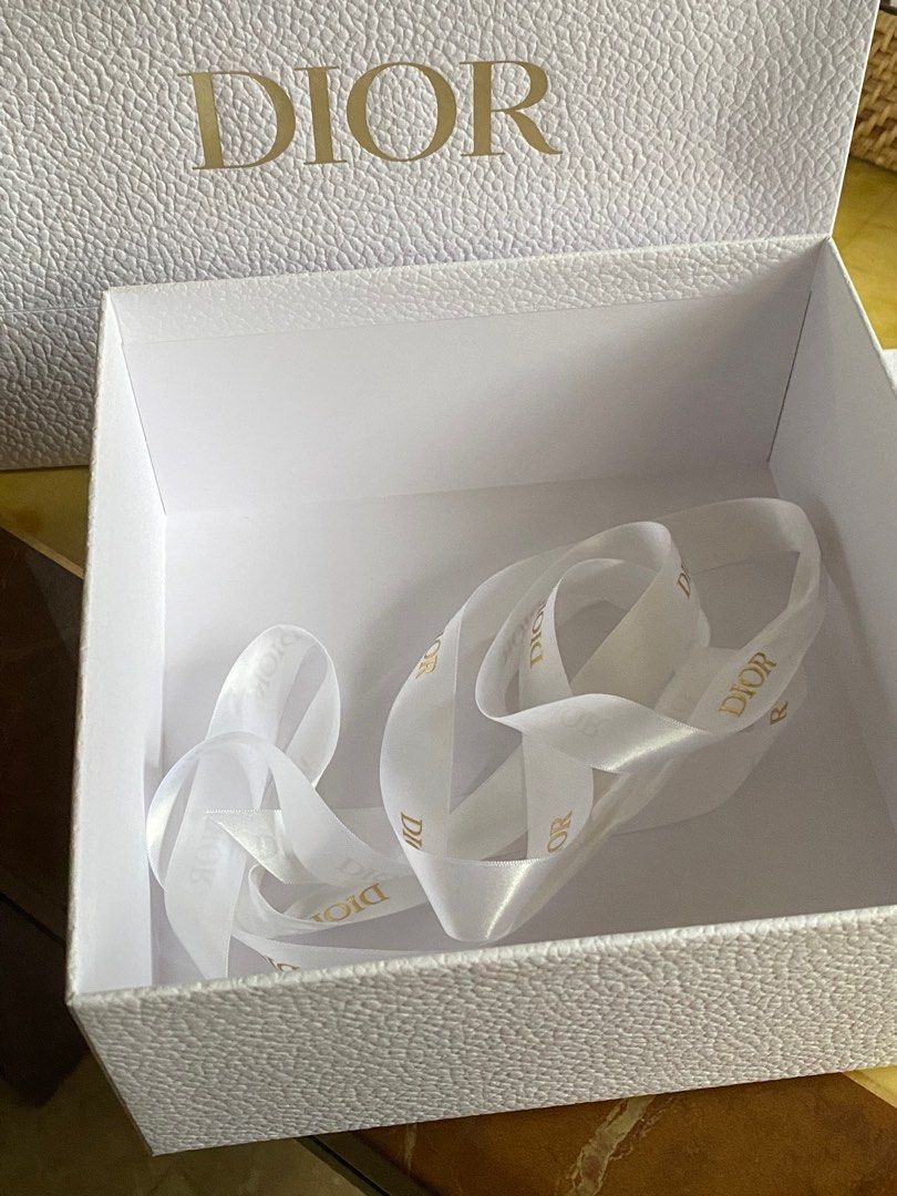 AUTH DIOR BOX (FOR BELT) & PAPERBAG SET (Category: Luxury Bags & Wallets) located in Las Pinas. Submitted by cc.decluttering (Listing ID 1308346986, Image 2). Description: Box, paperbag & ribbon MOP: Gcash MOD: Grab/lalamove/J&T (for small items) - buyer will shoulder delivery fee.