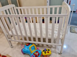 (Category: ) located in . Submitted by phoebebee123 (Listing ID 1308390906, Image 1). Description: .