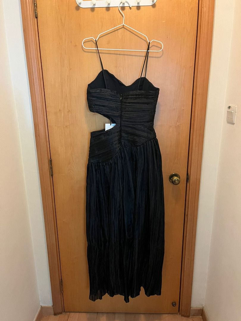 aje laurier wave maxi dress Aje Laurier Wave Maxi Dress  Rent a Dress