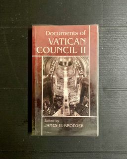 Documents of Vatican Council II (pre-loved religion book) - softcover