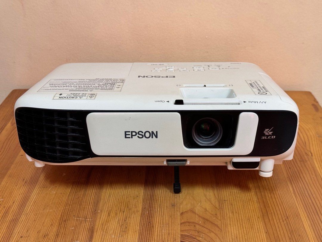 Epson EB-S41 Projector (Category: Projectors) located in Talisay. Submitted by kim_rey (Listing ID 1308470791, Image 1). Description: MAIN SPECIFICATIONS ▪️MODEL EB-S41 ▪️TECHNOLOGY 3LCD ▪️BRIGHTNESS 3300 LUMENS ▪️CONTRAST 15000:1 ▪️RESOLUTION SVGA (800 x 600) ▪️WEIGHT 2.5 kg ▪️LAMP LIFE 10000 HOURS.