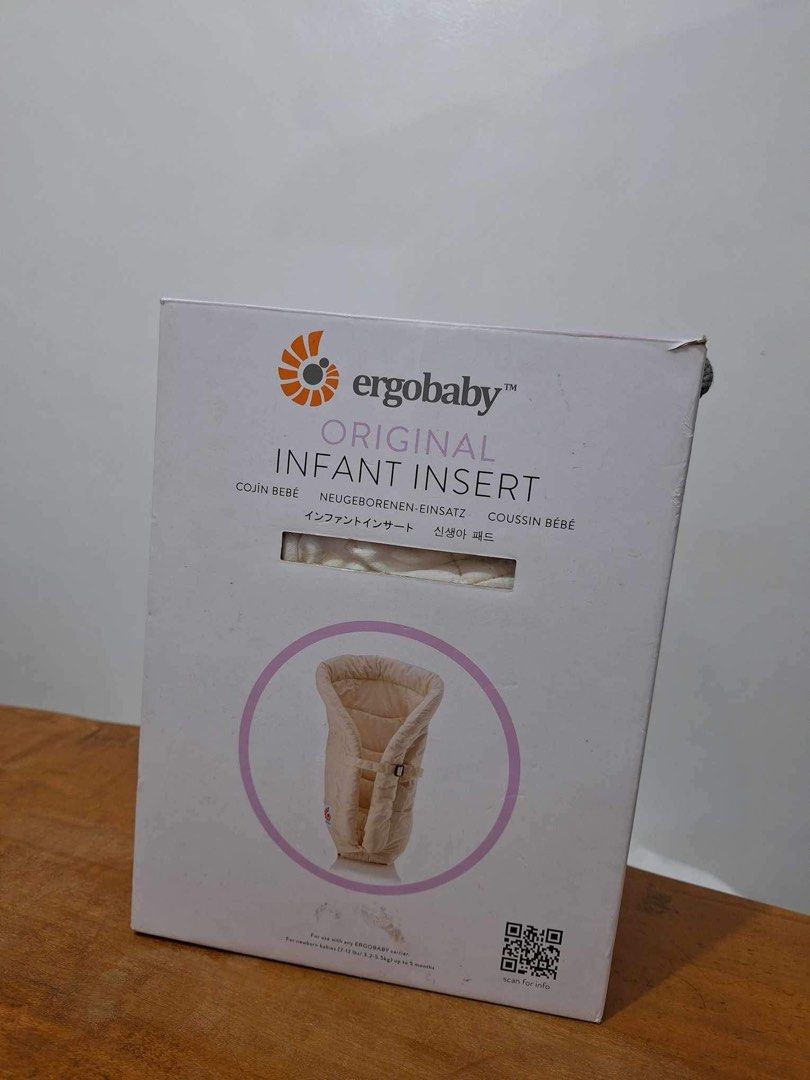 Ergo Baby Carrier Insert (Category: Baby Toiletries & Grooming) located in Cavite. Submitted by litel (Listing ID 1308429009, Image 1). Description: Original with Box like New.