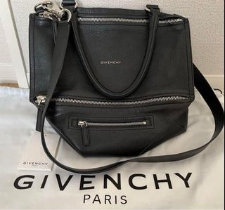 (Category: ) located in . Submitted by shop.randomfinds (Listing ID 1308353729, Image 1). Description: .
