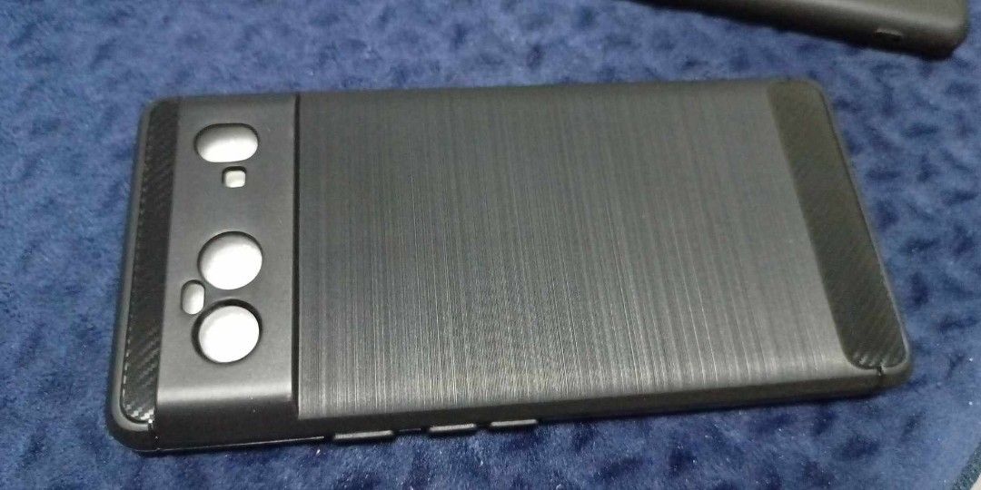 Google Pixel 6 rugged carbon matte black tpu case (Category: Cases & Sleeves) located in Manila. Submitted by dongdongv (Listing ID 1308332739, Image 2). Description: Brand new. On hand. For Google Pixel 6. 1. Matte black camera frame covered tpu. 2. Carbon brushed rugged tpu case. Price is for each case. 399 pesos each. If will get both. 750 pesos. Fixed. Pickup/meetup in Binondo only. No other meeting place. Grab/lalamove ok.