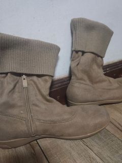 H&S beige camel suede sock boots