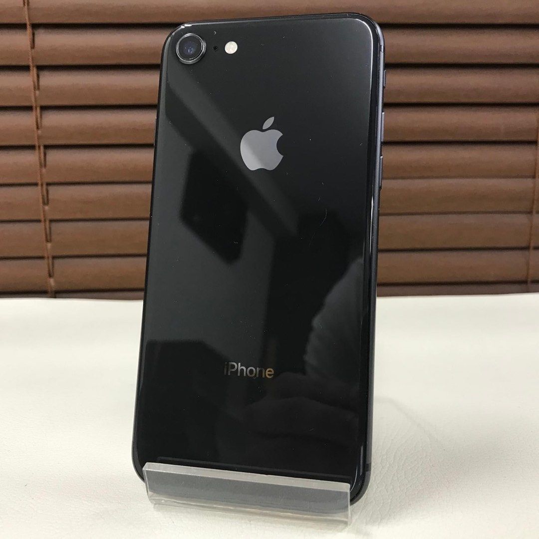 iPhone 8 256gb (Category: iPhone 8 Series) located in Manila. Submitted by TekiCashGadgetsph (Listing ID 1308381940, Image 1). Description: (FU) Open-line, any sim working (worldwide) - Guaranteed original iPhone not fake/copy accessories with box Secondhand Good as new not abused! Presentable •Original Lcd • no issue hidden issues • clean apple id / iCloud id • Good batthealth • Good cam front/back • Good Performance • Good touch id • Good use /