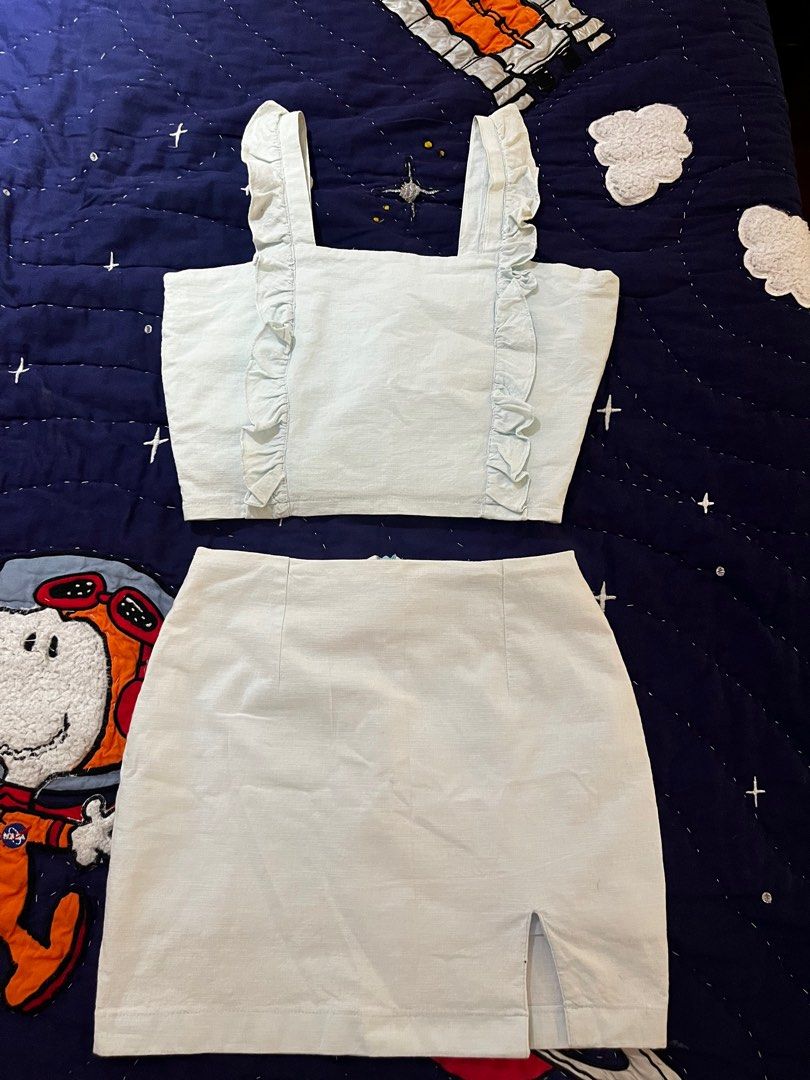Lakadasa linen skirt set powder blue (Category: Sets or Coordinates) located in Quezon City. Submitted by phantom_reader (Listing ID 1308317600, Image 1). Description: Bought it from carousell also! Unfortunately does not fit me cause it’s too short (I’m 5’5) Size XS Negotiable! .