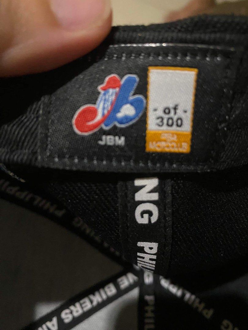 Limited Edition Snapback Cap (Category: Caps & Hats) located in Marikina City. Submitted by tbndnicole (Listing ID 1308410457, Image 2). Description: .