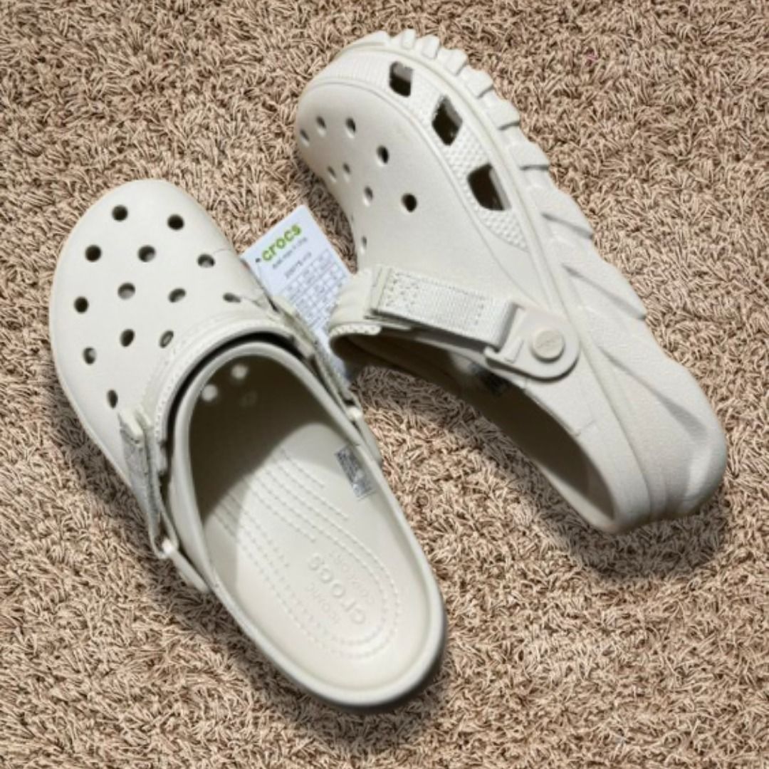 Max Duet Clog (Category: Flats & Sandals) located in Manila. Submitted by bukid (Listing ID 1308434705, Image 1). Description: Also available for men sizes.