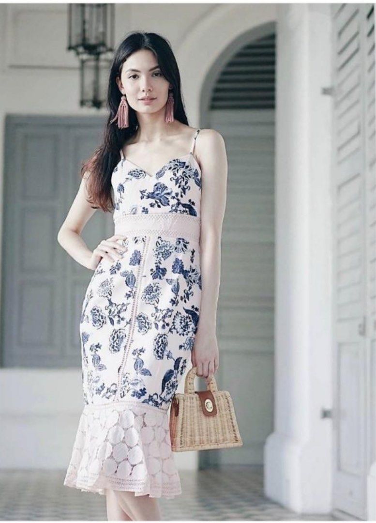 mds mermaid dress MDS Gloria Mermaid Dress in White Floral BNWT Size M, Women's Fashion, Dresses & Sets, Dresses on Carousell