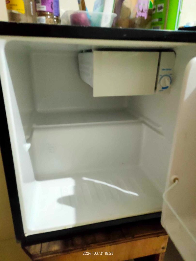 Mini Bar Ref, TV & Home Appliances, Kitchen Appliances, Refrigerators ...