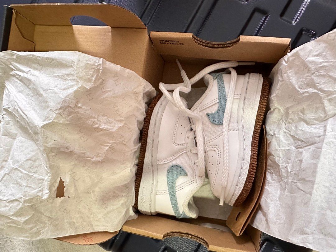 4c nike air force 1