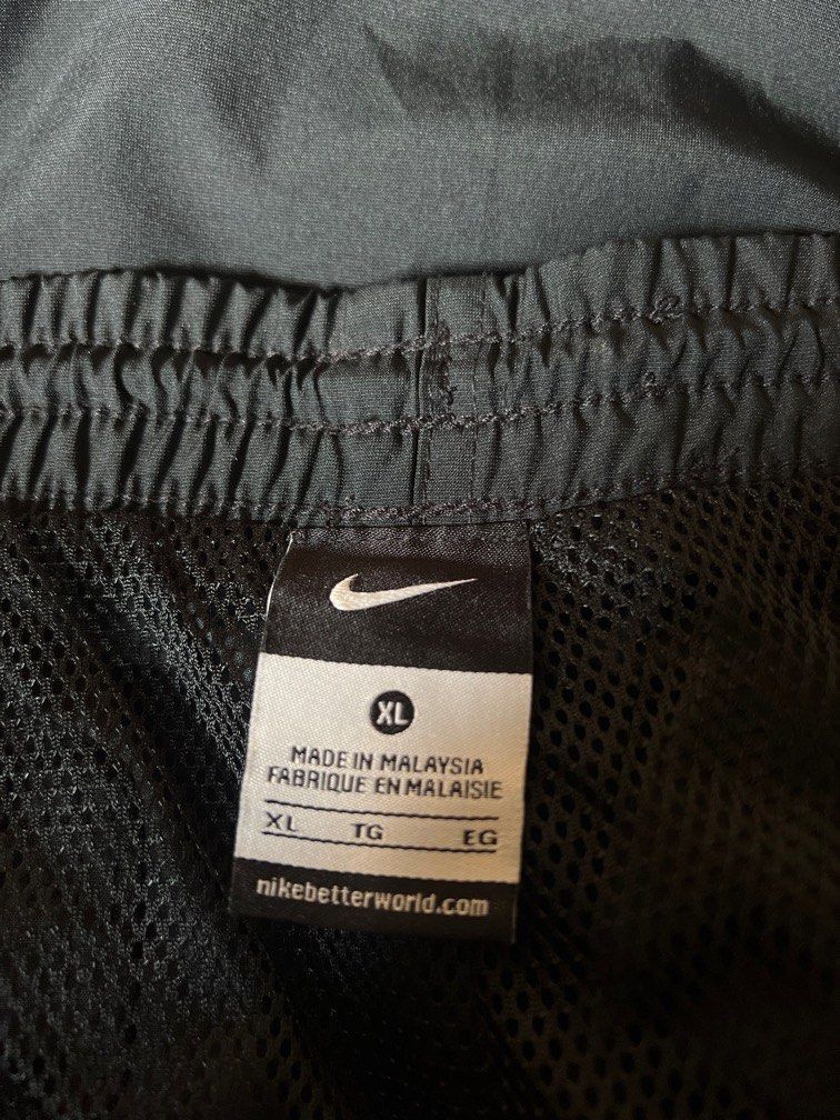 Nike Track Pants (Category: Activewear) located in Baguio. Submitted by thriftcrate2021 (Listing ID 1308383865, Image 3). Description: Nike Track Pants Size: xl Fits: 38-42 Condition: like new Price: 1050+sf.