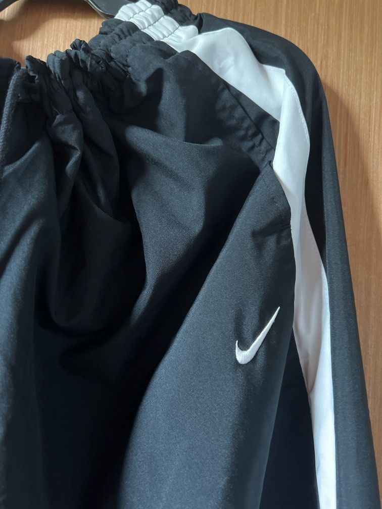 Nike Track Pants (Category: Activewear) located in Baguio. Submitted by thriftcrate2021 (Listing ID 1308383865, Image 2). Description: Nike Track Pants Size: xl Fits: 38-42 Condition: like new Price: 1050+sf.