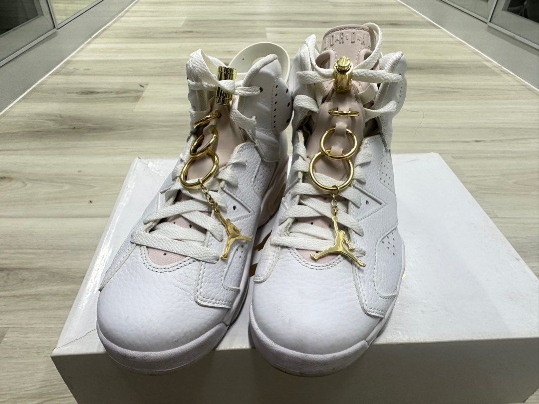 NIKE WMNS AIR JORDAN 6 RETRO Gold Foops Nike Women's Air Jordan 6