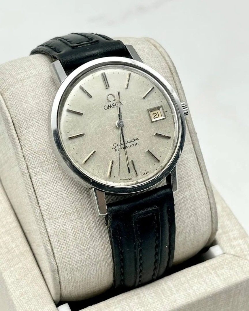 Omega Seamaster Date Silver Dial Leather Strap (Category: Luxury Watches) located in Manila. Submitted by _classicwatchcollection (Listing ID 1308362263, Image 3). Description: FS: Omega Seamaster Date Silver Dial Leather Strap Php: 40,000 Condition: 9/10 (Goodworking) Movement: Automatic Case size: 35mm Swiss Made Unit only. Pm or Contact 09063027061 for inquiries..