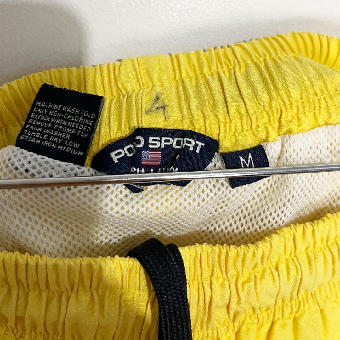 polo sport beach shorts (Category: Shorts) located in San Jose. Submitted by strictlyRL (Listing ID 1308385661, Image 3). Description: Poļo sport beach shorts 🍌 *excellent condition waist: 22-30 inches length: 16 inches leg open: 13 inches .