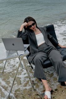 (Category: ) located in . Submitted by thestylerunway (Listing ID 1308411832, Image 1). Description: .