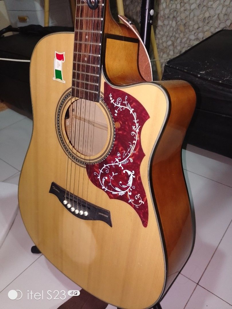 Thomson Acoustic Guitar (Category: Other Audio Equipment) located in Quezon City. Submitted by newearth.5e4634 (Listing ID 1308416030, Image 1). Description: For sale! Thomson acoustic guitar, almost brandnew Standard size Pm sa may gusto Central ave qc.