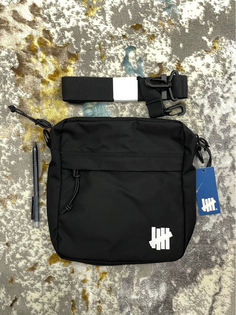 Undefeated sling bag top