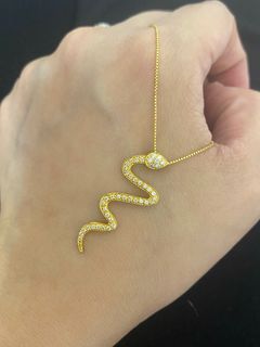 18k Japan Snake Diamond Necklace