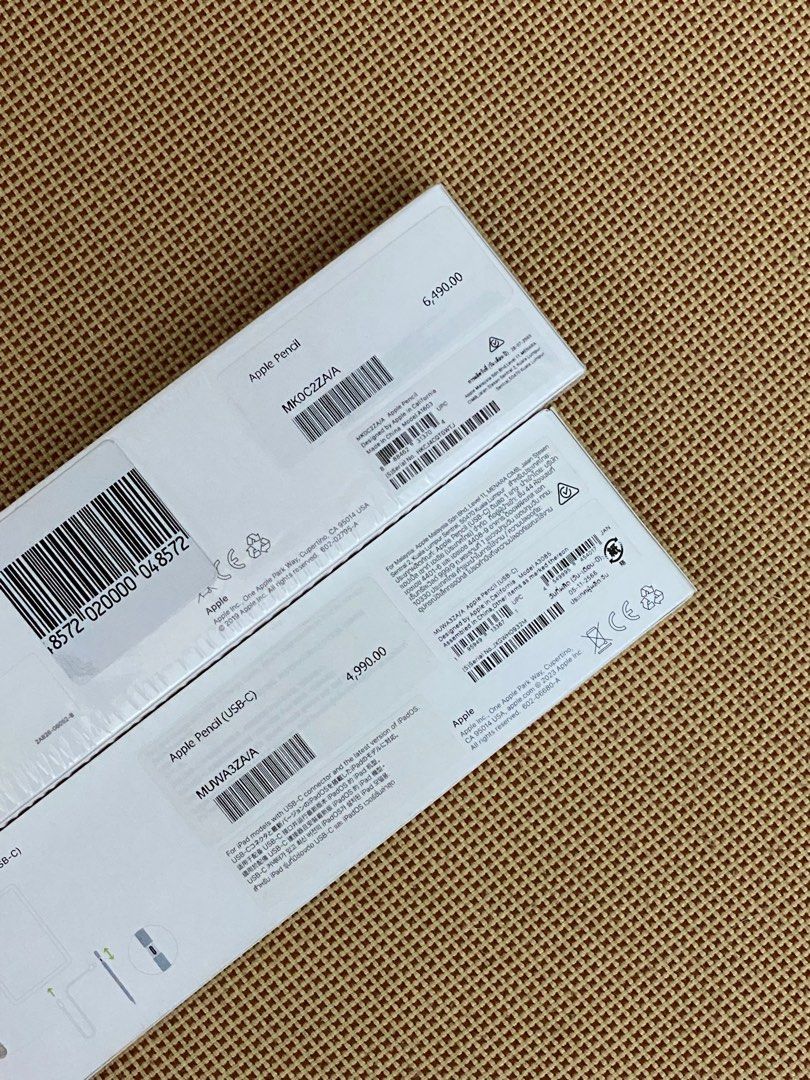 Apple Pencil 1st Gen & Apple Pencil (USB-C) (Category: Other Gadgets) located in Makati City. Submitted by msn_gdgt (Listing ID 1308604410, Image 2). Description: Apple Pencil 1st Gen - 4,000 Apple Pencil (USB C) - 3,500 Note: Hello! Please paki text po ako sa mobile kasi naka hold po yung pag rereply ko sa chat box kaya hindi po ako maka reply :) Spare po sila na inopen sa boxes to check the pencil if working, may warranty pa po yan sila sa Appl