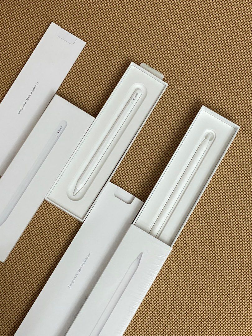 Apple Pencil 1st Gen & Apple Pencil (USB-C) (Category: Other Gadgets) located in Makati City. Submitted by msn_gdgt (Listing ID 1308604410, Image 1). Description: Apple Pencil 1st Gen - 4,000 Apple Pencil (USB C) - 3,500 Note: Hello! Please paki text po ako sa mobile kasi naka hold po yung pag rereply ko sa chat box kaya hindi po ako maka reply :) Spare po sila na inopen sa boxes to check the pencil if working, may warranty pa po yan sila sa Appl