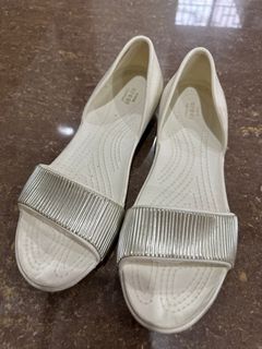 Authentic Crocs Sandals size 7W