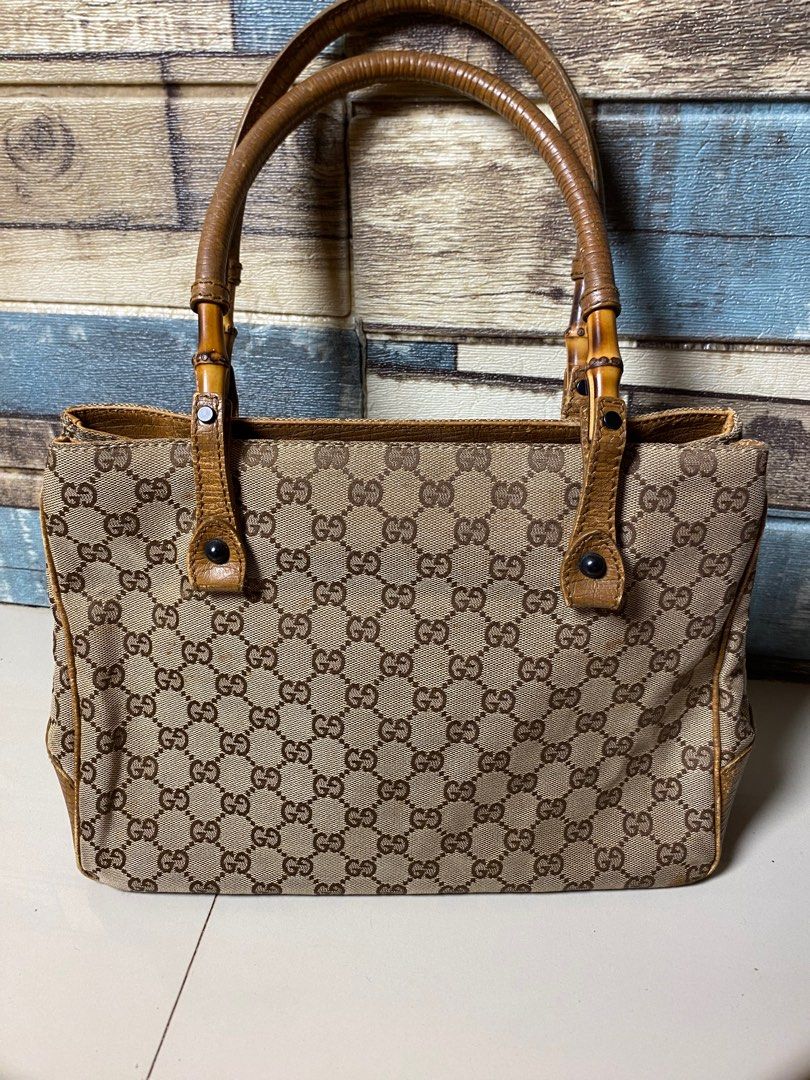 Gucci bamboo shoulder bag 2025